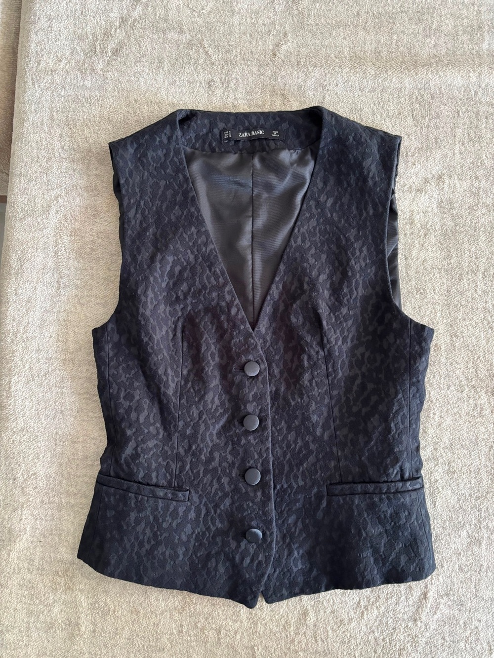 Zara Black Textured Vest